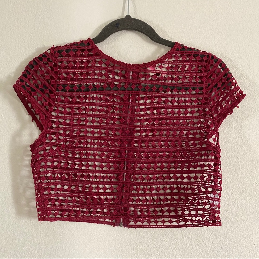 WINE KNIT CROP TOP